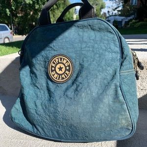 a Kipling bag in very good condition